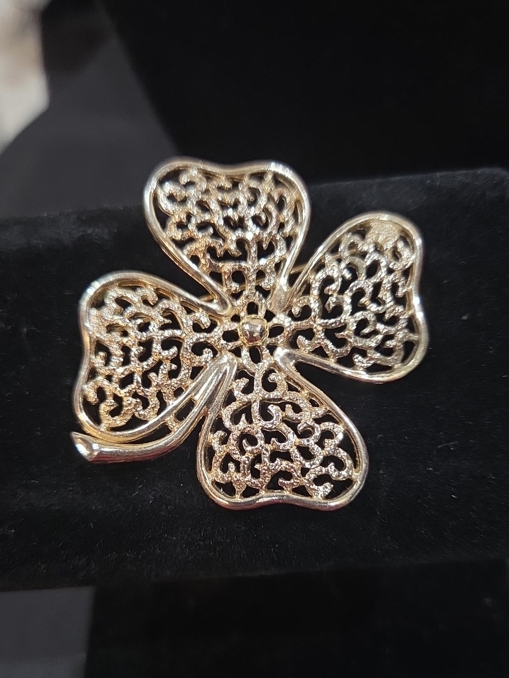 SARAH COVENTRY 4 LEAF CLOVER BROOCH